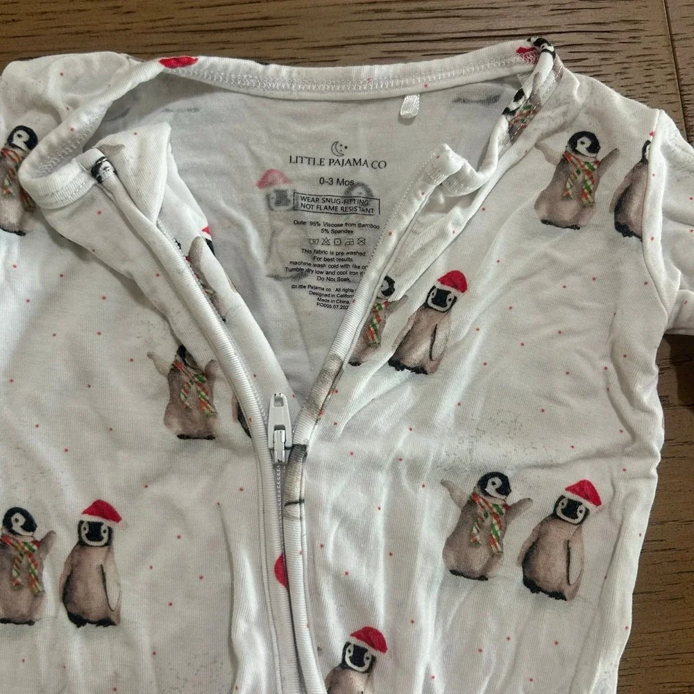 Little Pajama Co Baby Bamboo Holiday Penguins Zippy 0-3 Months